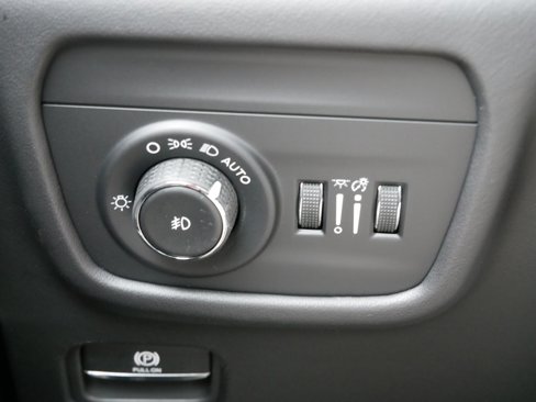 New 2025 Jeep Grand Cherokee Summit image 18