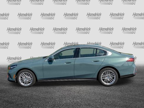 Certified 2025 BMW 530i w/ Premium Package image 6