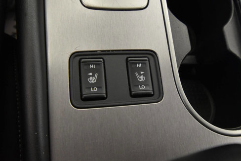 Used 2023 Nissan Murano SV image 18