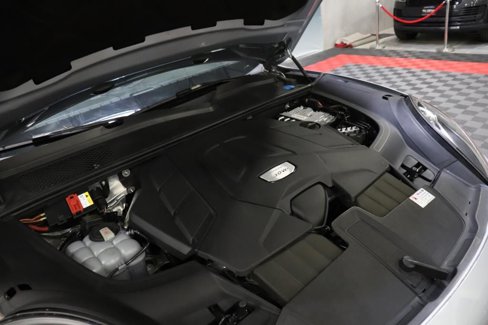 Used 2021 Porsche Cayenne image 78