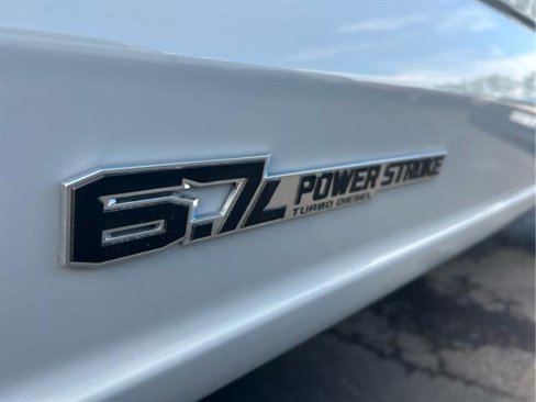 New 2025 Ford F250 XLT w/ 360-Degree Camera Package image 5