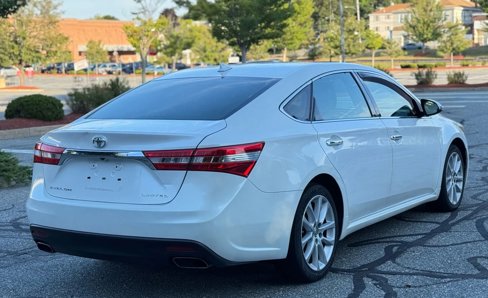 Used 2014 Toyota Avalon XLE image 5