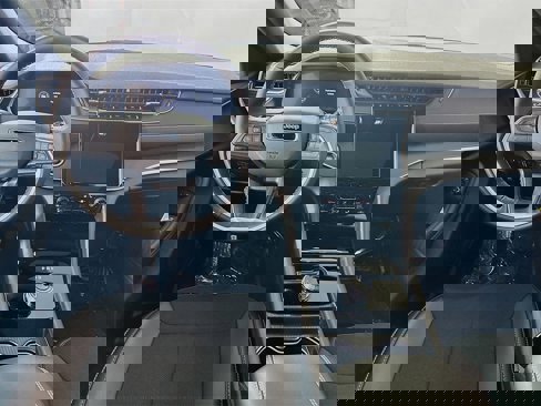 New 2025 Jeep Grand Cherokee L Altitude image 2