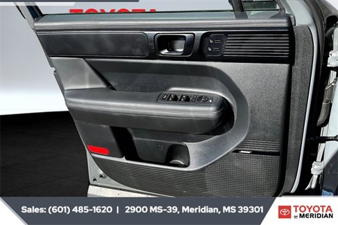 Used 2025 Hyundai Santa Fe Calligraphy image 16