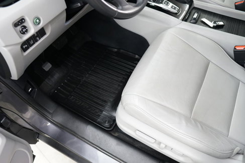 Used 2017 Honda Pilot Touring image 37