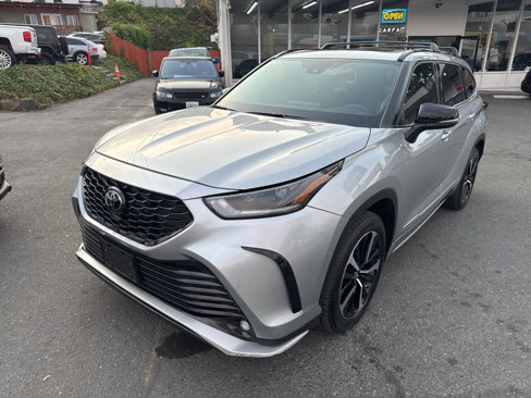 Used 2022 Toyota Highlander XSE image 1