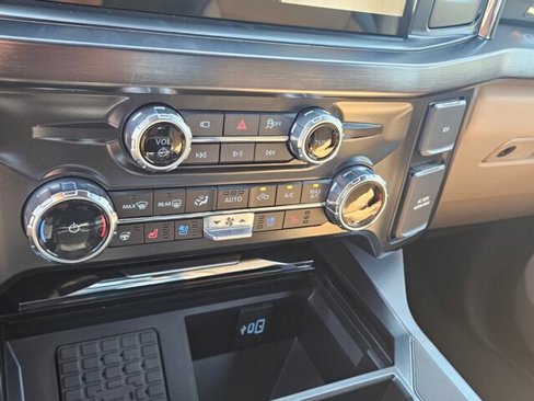 New 2026 Ford F250 Lariat image 22