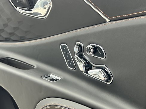 New 2025 Bentley Flying Spur Plug-In Hybrid image 36