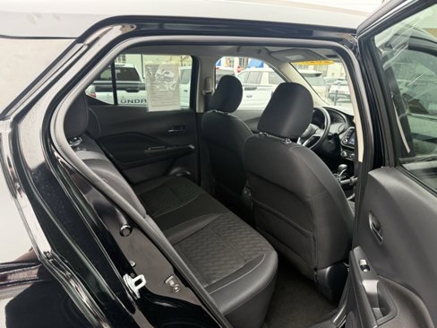 Used 2023 Nissan Kicks SV image 12