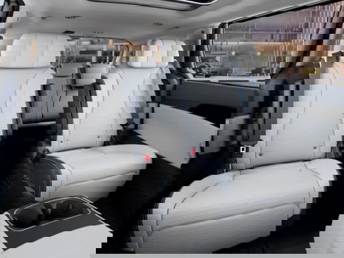New 2026 Kia Carnival SX Prestige image 16