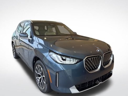 New 2026 BMW X3 xDrive30 w/ Premium Package image 3