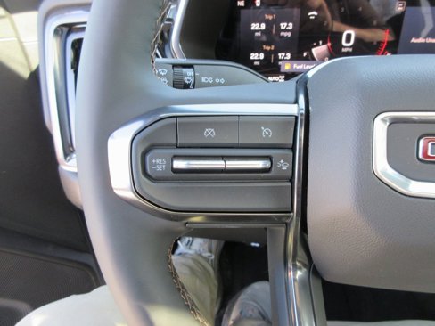 New 2025 GMC Canyon AT4 w/ Technology Plus Package image 17