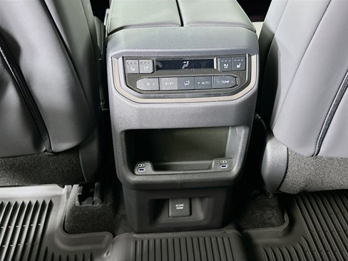 New 2025 Lexus TX 500h AWD image 28