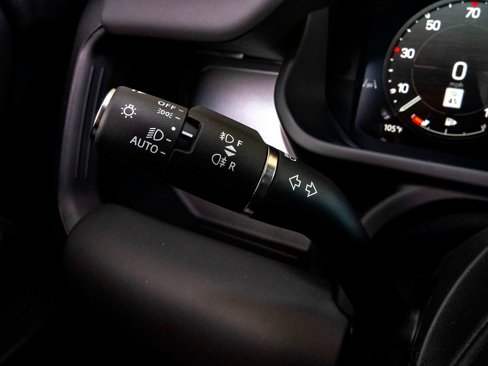 New 2025 Land Rover Defender 110 V8 image 12