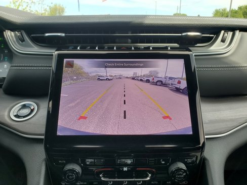 New 2025 Jeep Grand Cherokee Limited 4xe w/ Trailer Tow Package image 24