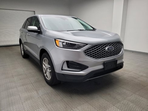 Used 2024 Ford Edge SEL image 13