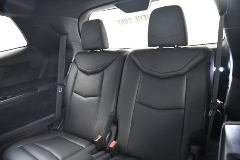 Used 2025 Cadillac XT6 Premium Luxury image 13