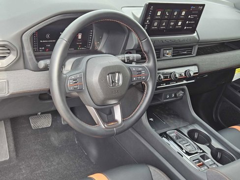 Certified 2026 Honda Passport TrailSport image 2