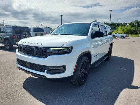 New 2025 Jeep Wagoneer L Series II image 6