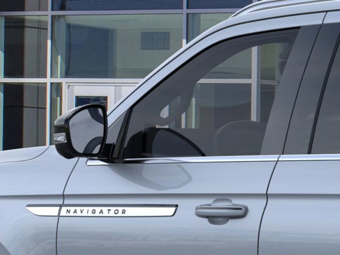 New 2025 Lincoln Navigator L Reserve image 20