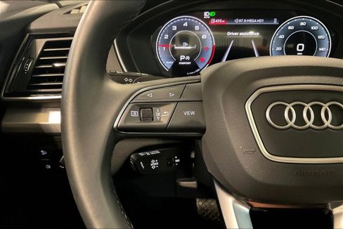 Certified 2025 Audi Q5 2.0T Premium image 18