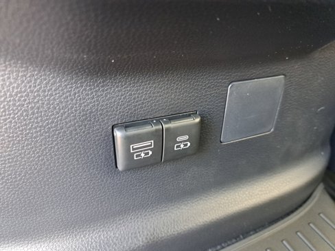 New 2026 Toyota Tundra SR5 image 9