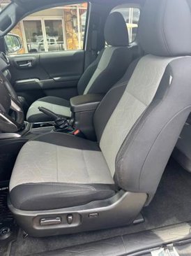 Used 2022 Toyota Tacoma TRD Sport w/ TRD Premium Sport Package image 8