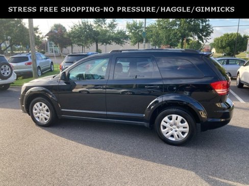 Used 2017 Dodge Journey SE w/ Flexible Seating Group image 6