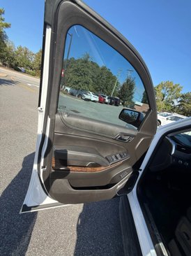 Used 2018 Chevrolet Suburban LT image 25