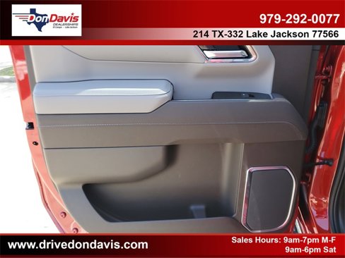 New 2026 GMC Sierra 1500 SLT image 14