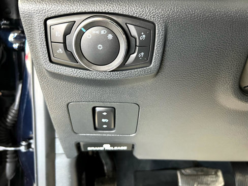 Used 2022 Ford F250 Lariat image 26