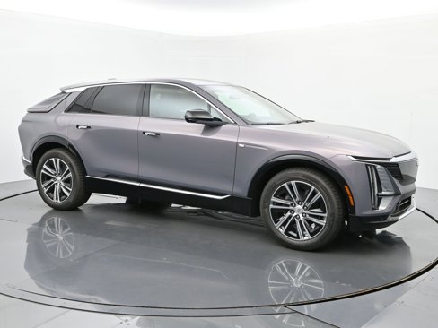 New 2026 Cadillac Lyriq Luxury image 7