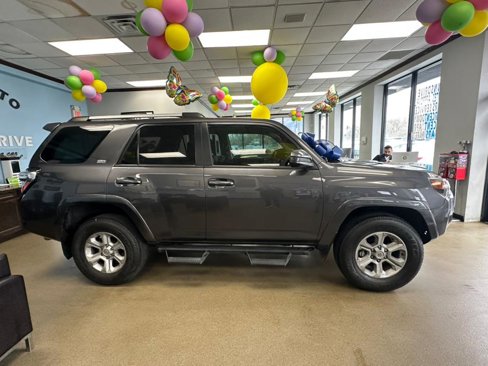 Used 2022 Toyota 4Runner SR5 image 13