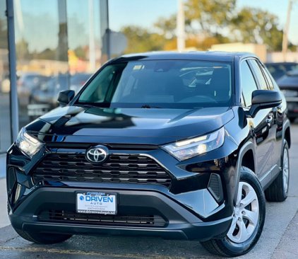 Used 2024 Toyota RAV4 LE image 1