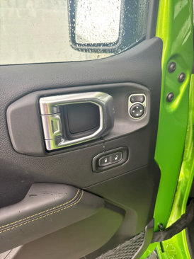 New 2025 Jeep Wrangler Unlimited Rubicon 392 image 15