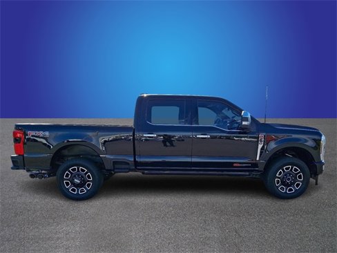 Used 2024 Ford F250 Platinum image 4