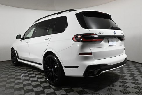 New 2026 BMW X7 xDrive40i w/ Executive Package image 5