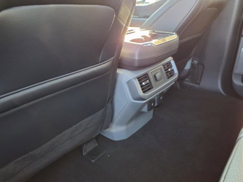 New 2025 Ford F150 Lariat image 8