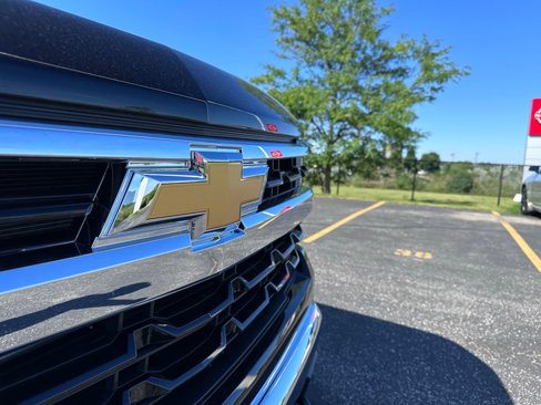 New 2026 Chevrolet Silverado 1500 LT image 3