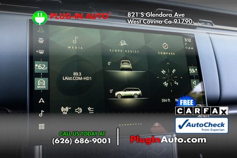 Used 2025 Land Rover Range Rover SV image 32