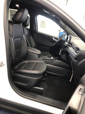 New 2025 Ford Escape ST-Line Select image 31