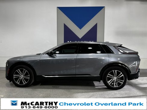Used 2023 Cadillac Lyriq 2WD image 11