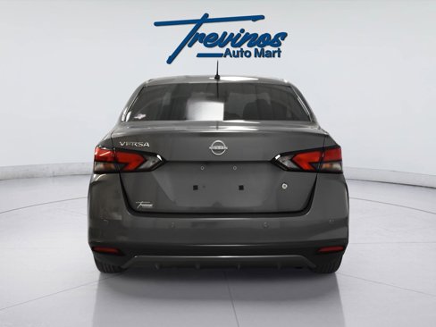 Used 2024 Nissan Versa S w/ Trunk Package image 10