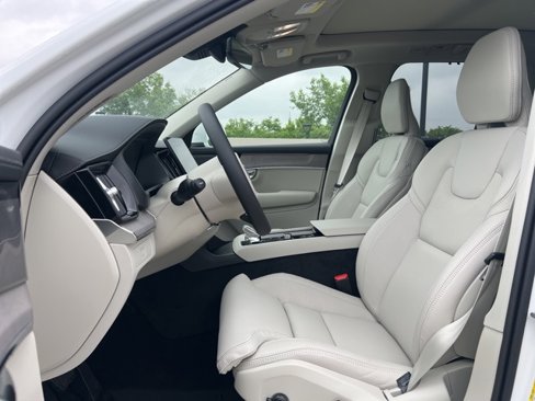 New 2026 Volvo XC90 B6 Ultra image 14
