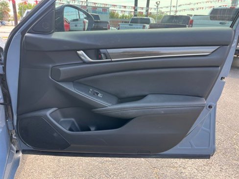Used 2022 Honda Accord Sport image 17