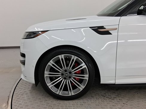 Used 2024 Land Rover Range Rover Sport Dynamic SE image 11