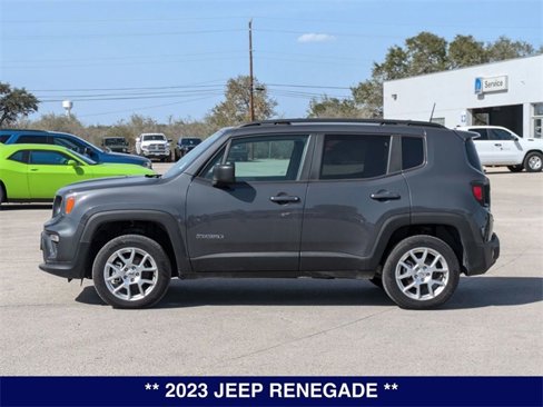 New 2023 Jeep Renegade Latitude w/ Premium Group image 8
