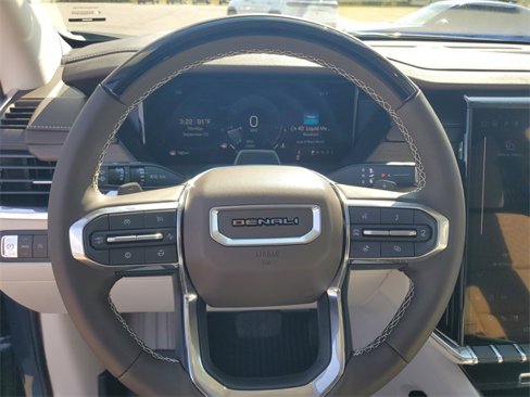 New 2026 GMC Acadia Denali w/ Super Cruise Package image 11