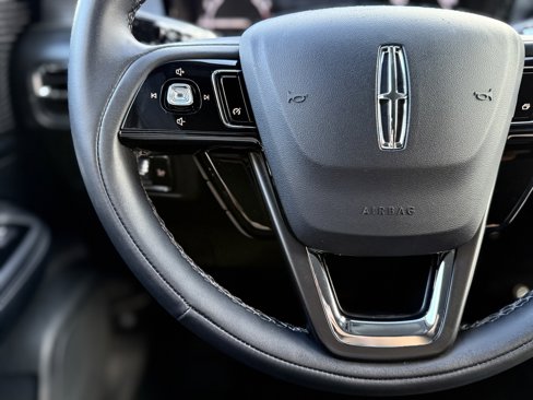 Used 2022 Lincoln Corsair FWD image 23