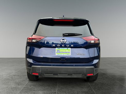 Used 2024 Nissan Rogue SV image 6
